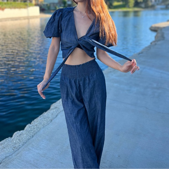 Two piece set. - Picture 10 of 14